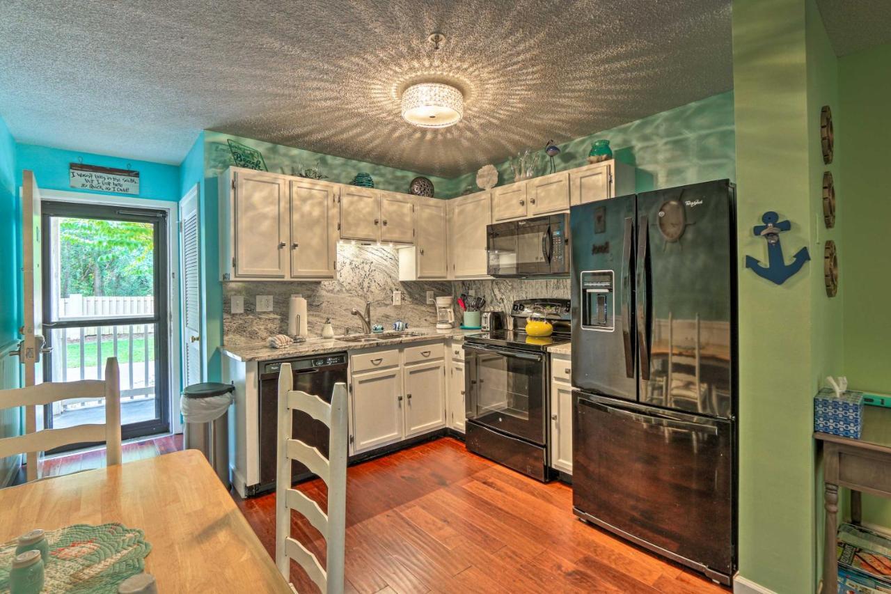 Colorful Hilton Head Condo With Beach And Pool Access! Hilton Head Island Kültér fotó
