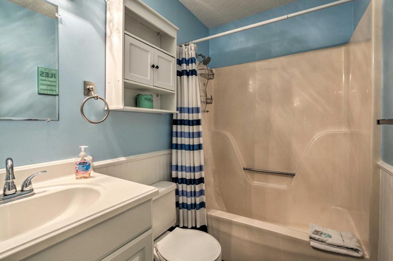 Colorful Hilton Head Condo With Beach And Pool Access! Hilton Head Island Kültér fotó